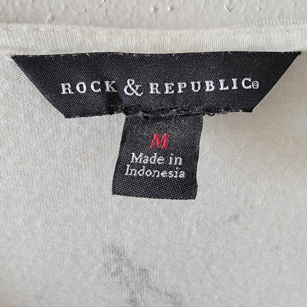 💀 Rock & Republic Skull Tee - Picture 7 of 7